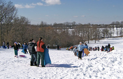 Snow much fun: Nature center offers nature walks and more