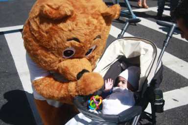92Y Street Festival 2012 – Yomi Bear Meets a Future Camper