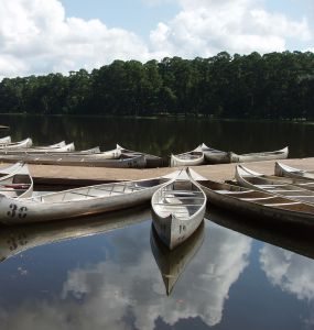 864968_canoeing