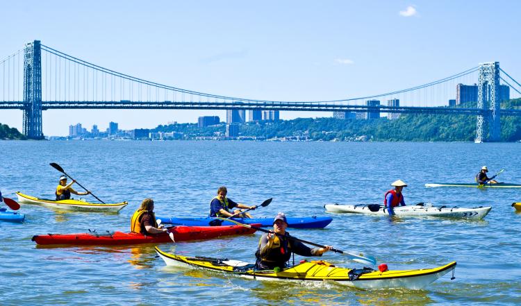 Float on the Hudson 