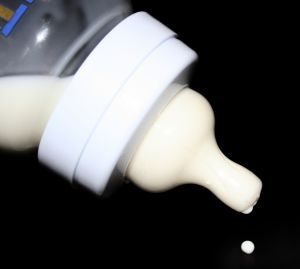 762148_dripping_milk_5