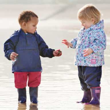 Splish splash: Let ‘em play in the rain