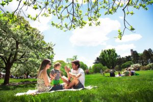 nybg-mothers-day-garden-party