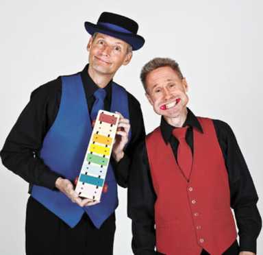 Juggling and laughter, what a combo!