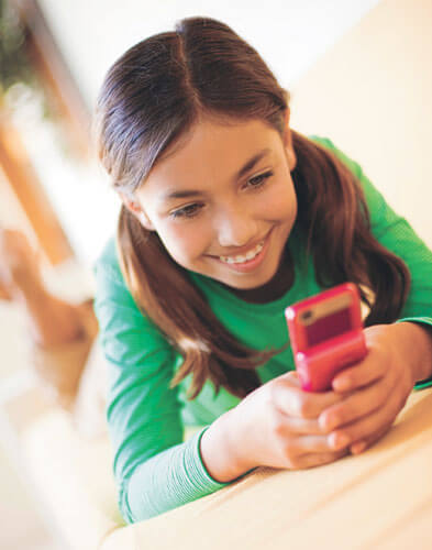 What parents need to know about mobile social media apps