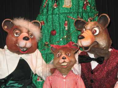 The Three Bears celebrate the holidays