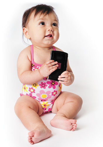 iPacify: Docs concerned over electronics use by toddlers