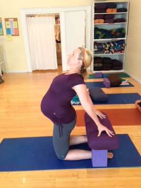 ustrasana-liz