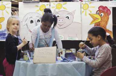 Bringing arts to those in need