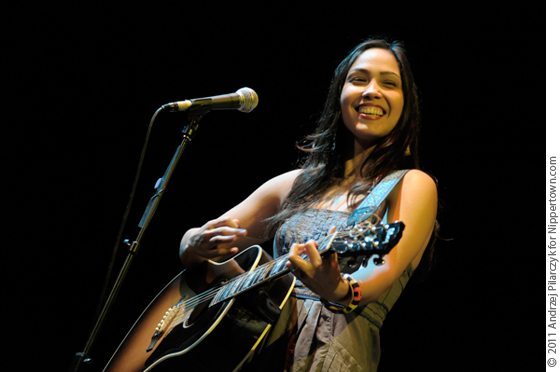 Sonia de los Santos with special guest Dan Zanes at Symphony Space 