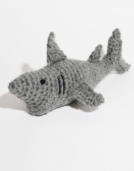 Wool and the Gang Moe the Shark Crochet Kit