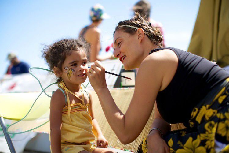 The 6th Annual NYC Honey Fest will take place this Saturday on Rockaway Beach! Photo via nychoneyweek.com