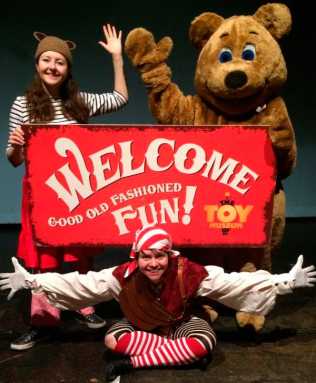 Doll show: Toy Museum performance at Kumble Theater