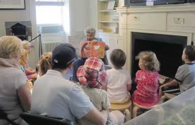 Musical storytime at Mount Vernon Hotel Museum and Garden