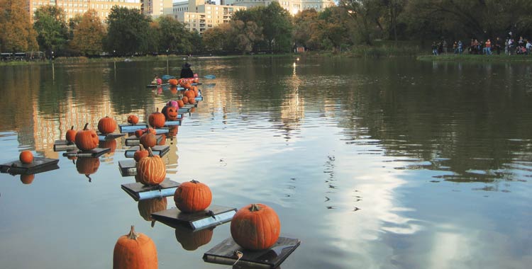 Halloween Parade and Pumpkin Flotilla at Central Park 
