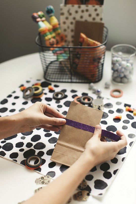 Make your washi tape stripes