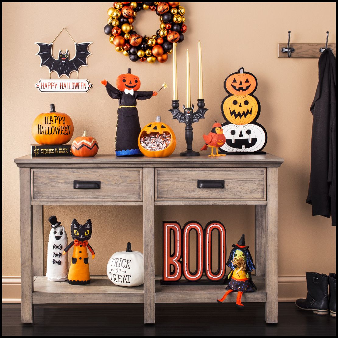 05_HalloweenHub_StoryBlock_Dark_1200x120092677-170628_1498683652288