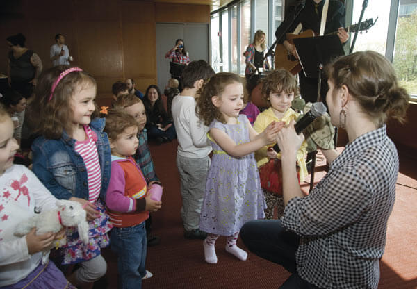 Fun for everyone at New Families, New Traditions at Museum of Jewish Heritage