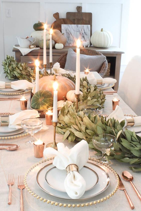 Elegant Thanksgiving Table Setting
