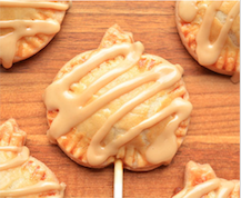 Mini Pumpkin Pie Pops 