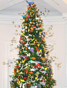 The American Museum of Natural History's Origami Christmas Tree