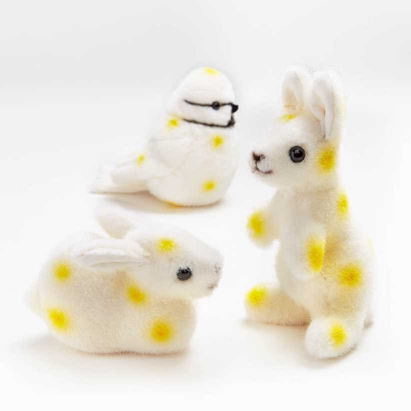 Litloff Yellow Bird & Hares