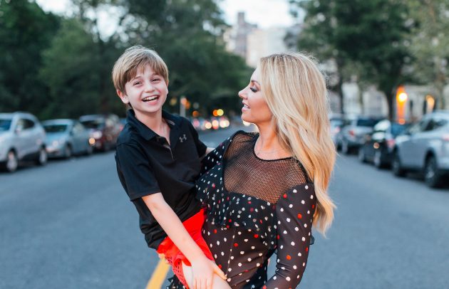 Raina Seitel son Hunter