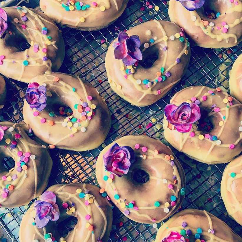 Dun-Well Doughnuts 