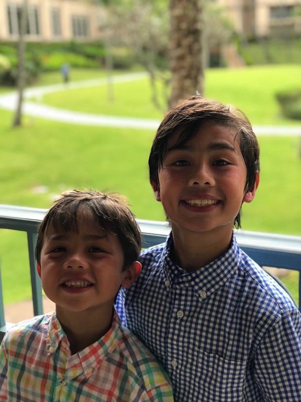 two brotehrs on vacation