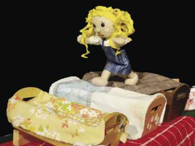 Pure gold: ‘Goldilocks and the Three Bears’ at Playground 35