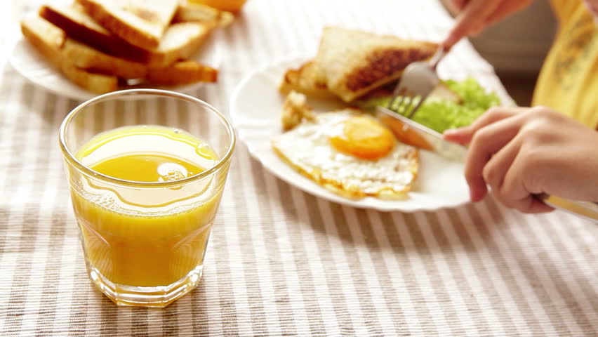 fruit juice and breakfast