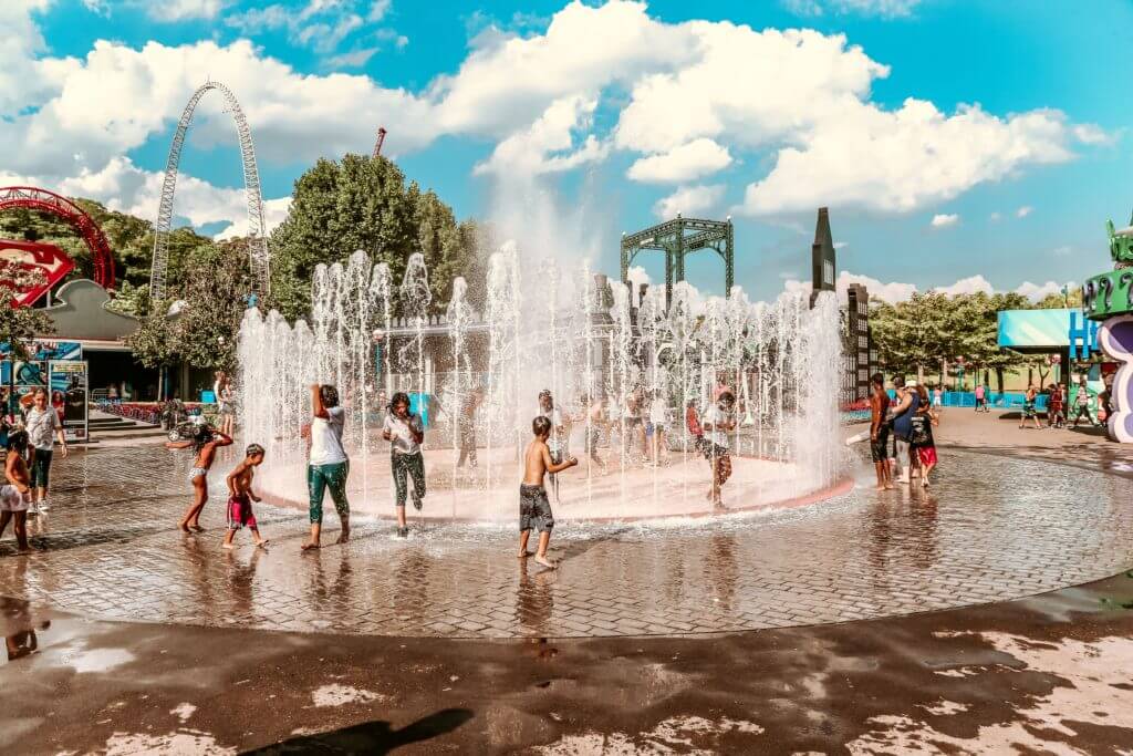 Water Playgrounds and Sprinkler Parks