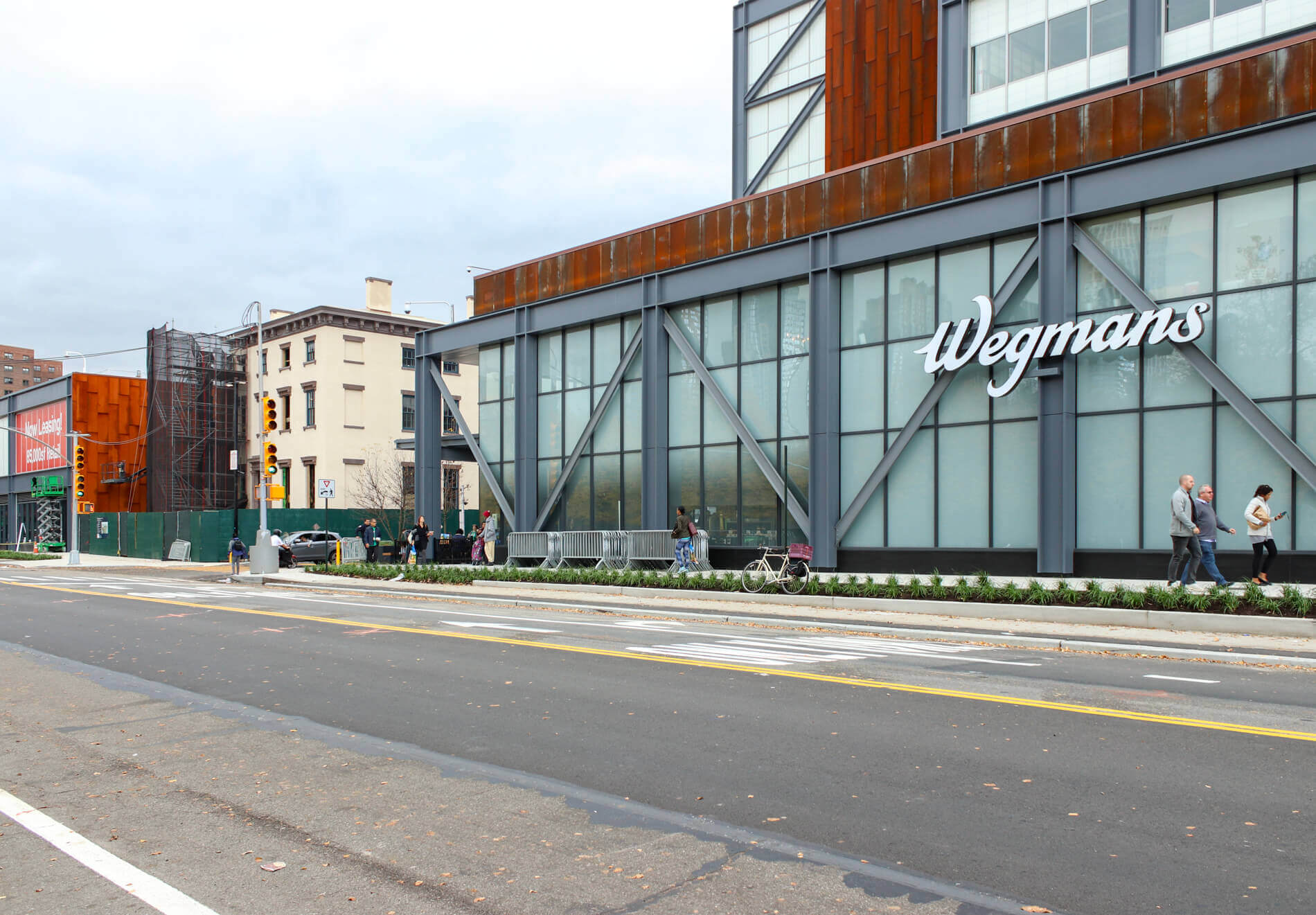 Wegmans Grocery Store Now Open in Brooklyn Navy Yard
