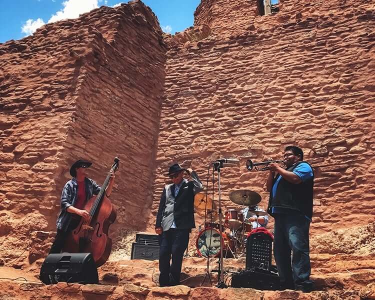 DDAT: Native American Hip Hop Jazz Fusion Family Performance