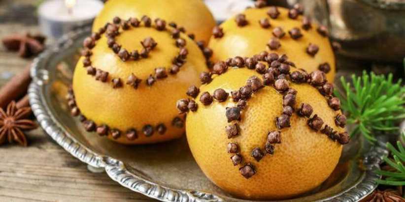 Hands On History: Make Your Own Scented Pomander 