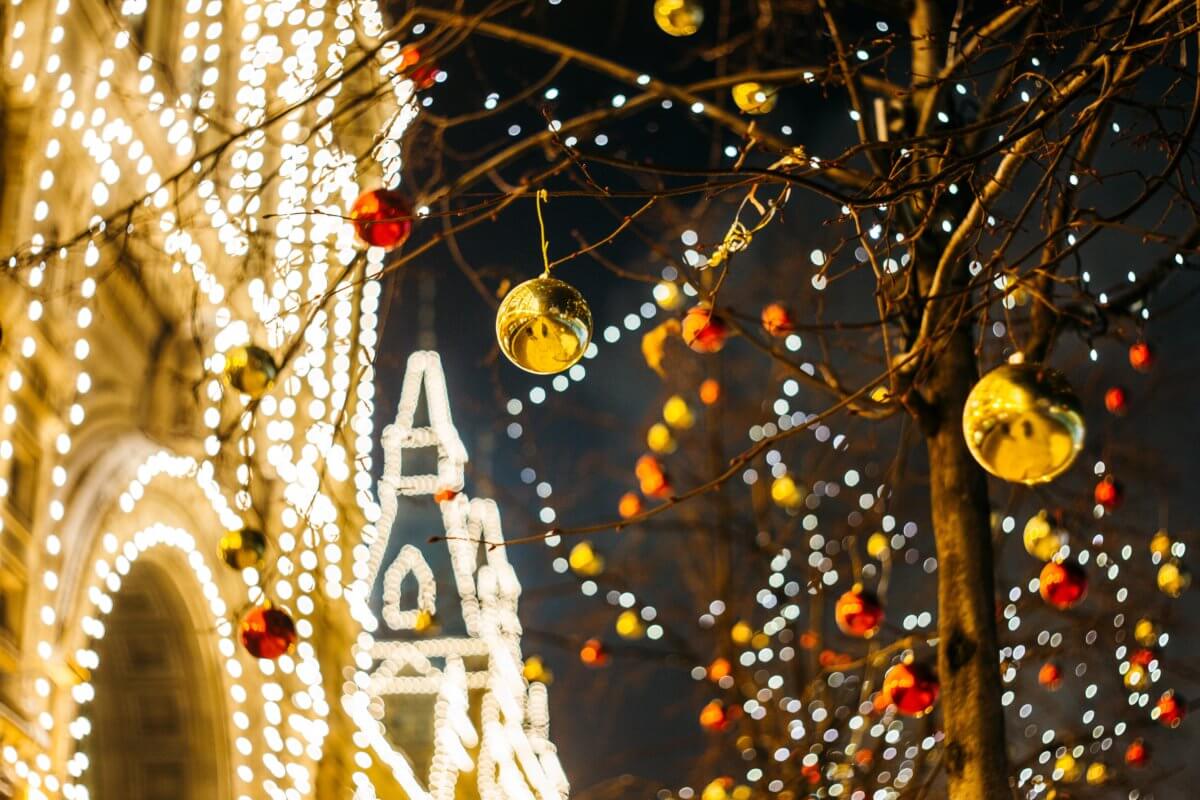 holiday lights in new york