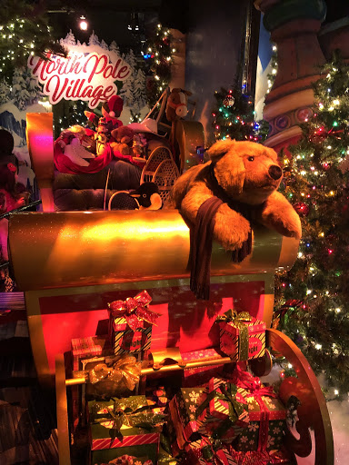 Sleigh with toys at Macy's Santaland 