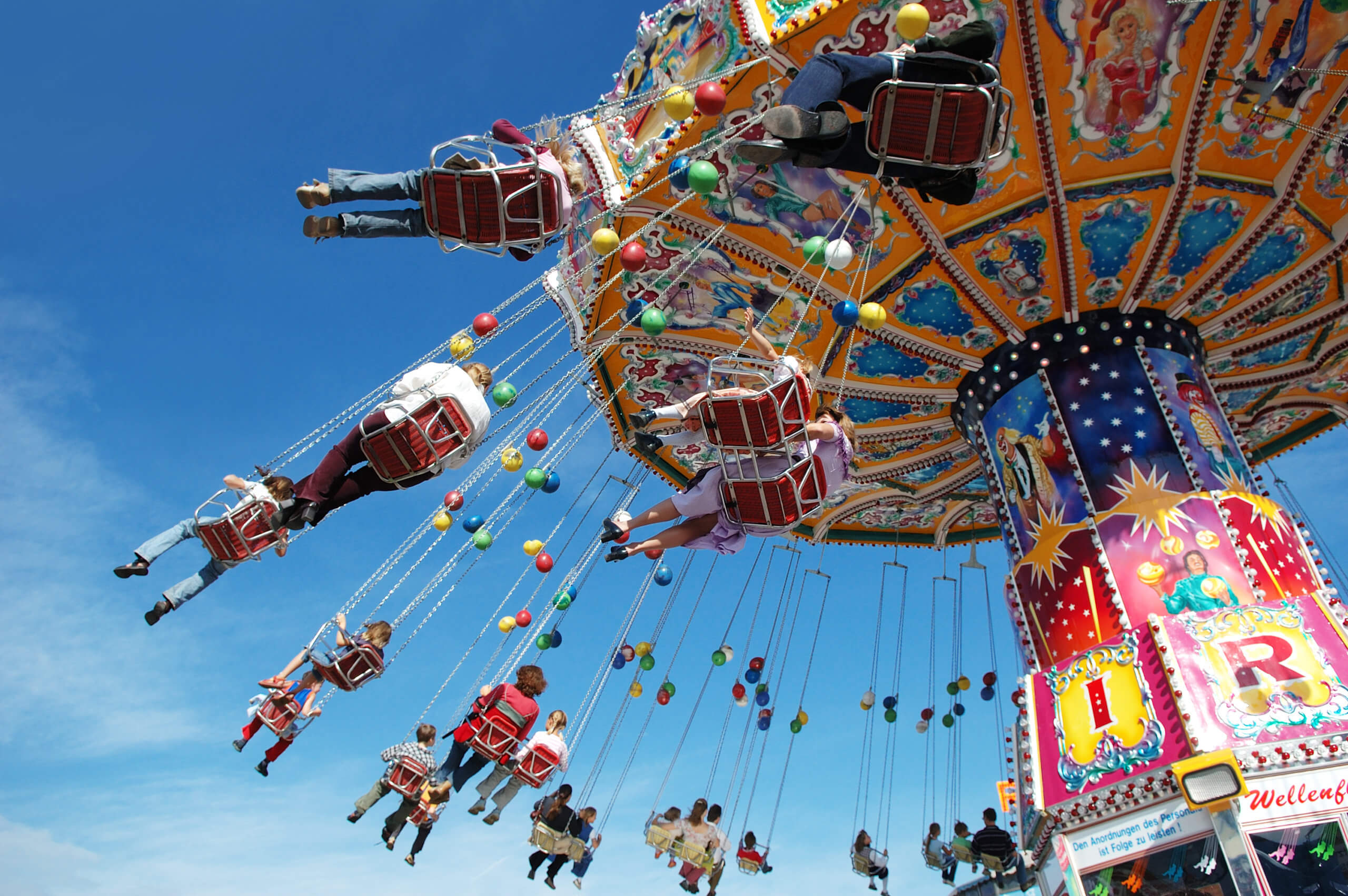 7 Great Amusement Parks You Can Drive to From Philly