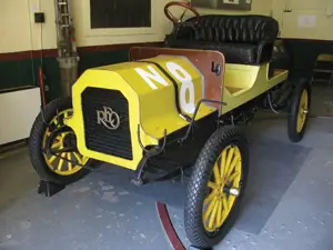 1909 Reo Gentleman's Roadster; classic car; vintage