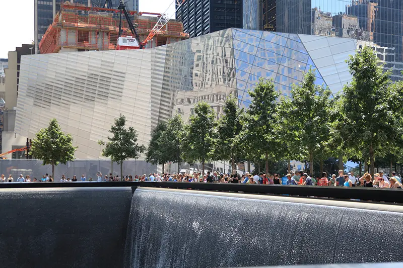 9/11 memorial north pool