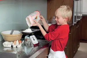 kids cooking breakfast