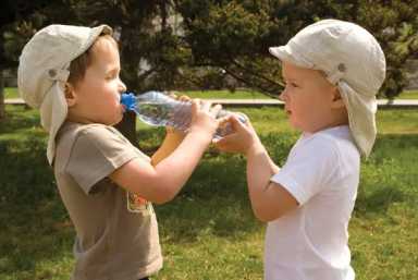 Boys-Sharing-Water-Bottle