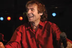 Davy Jones performing