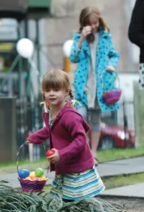 Kids hunt for Easter eggs at Trinity Church