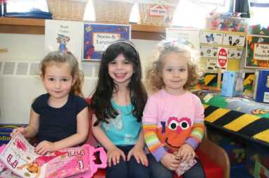 Girls-Reading-Book