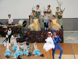 Hampton Ballet Theatre; dancers, child performers; Peter and the Wolf