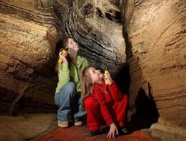 Howe Caverns