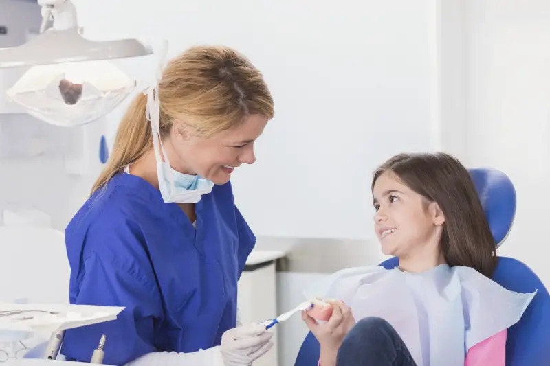 child at dentist