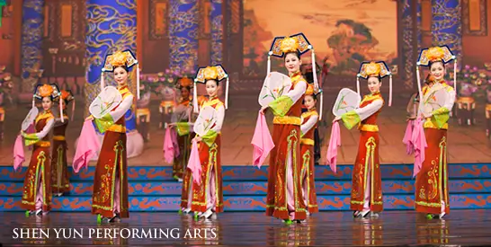 Manchu from Shen Yun Performing Arts
