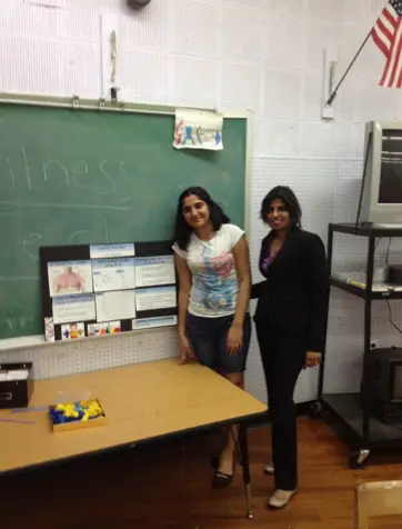 Dr. Suneeta S. Paroly (right) with her student Ramya Subramaniam during the Oceanside School #6 Family Fun and Fitness night.